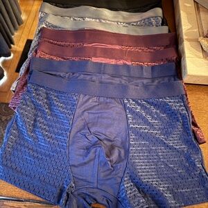 10 pair Boxhero bamboo fiber boxer briefs size M
Blue black grey burgundy